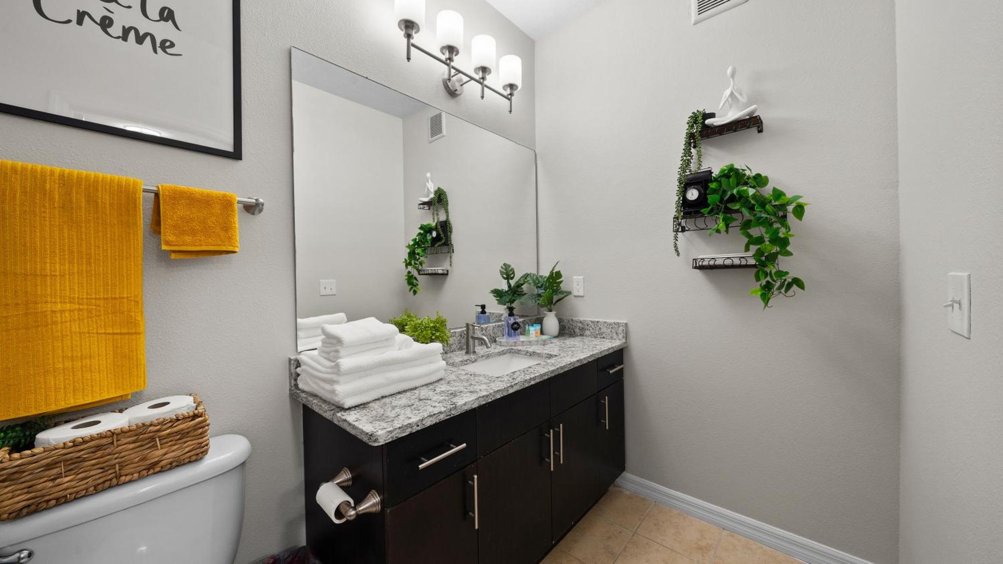 Urban 2Br2Ba Gem-Near Airport Apartment แทมปา ภายนอก รูปภาพ